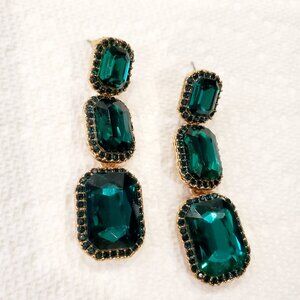 Gorgeous Emerald Green Dangling Earrings Faceted Cut Glass Bezelled Mini Stones